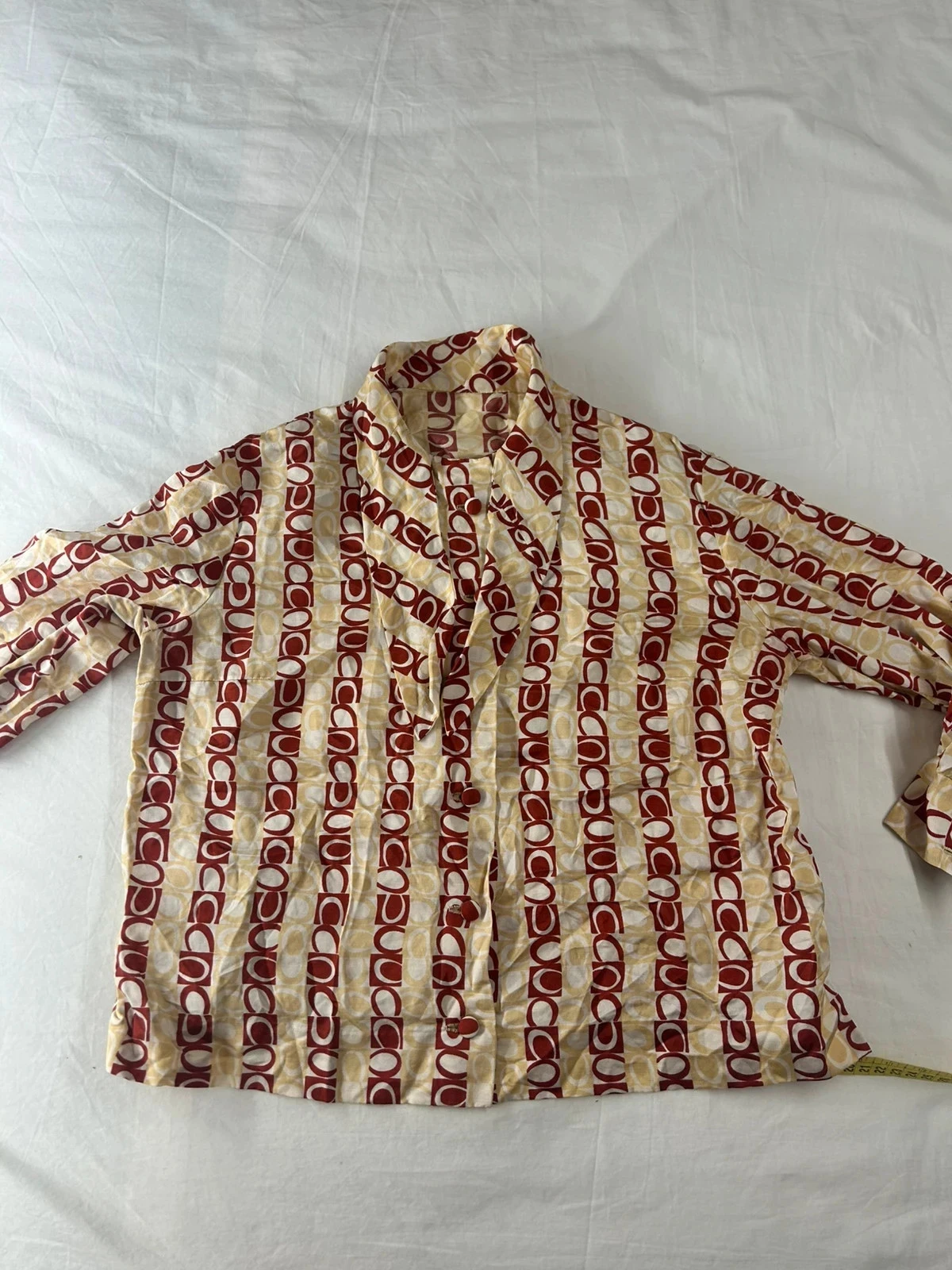 Chemise à motifs vintage rouge et beige